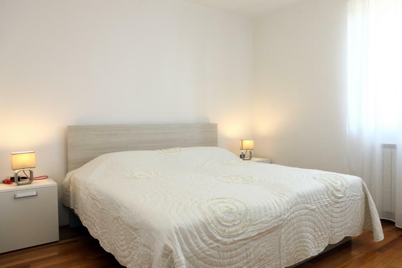 Peaceful Apartment Ankaran Sp Exterior photo